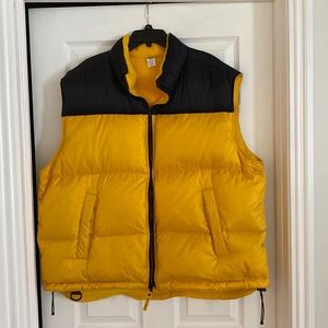 Mens Old Navy puffer vest XXL